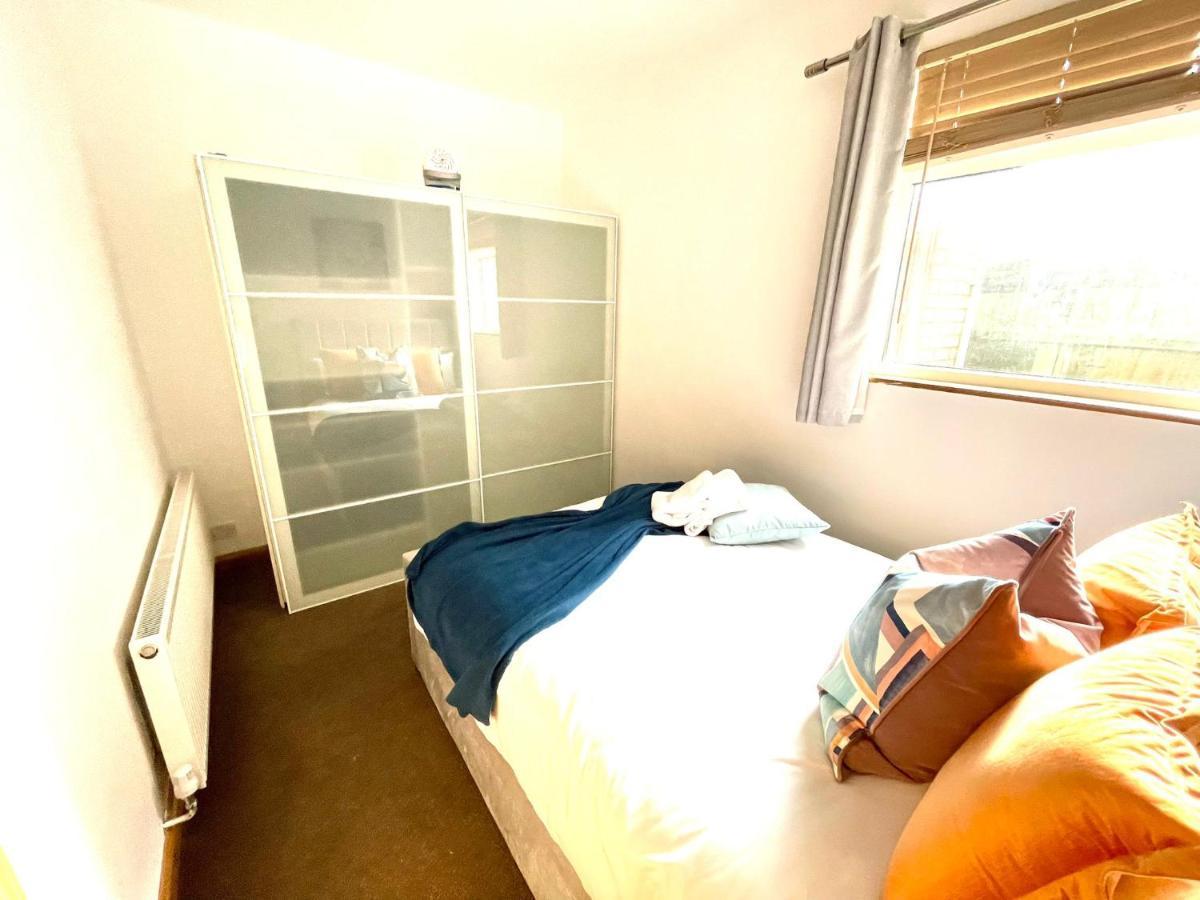 Koala & Tree - Renovated 2 Bed Apartment Ideal Location - Short Lets & Serviced Accommodation Cambridge 외부 사진