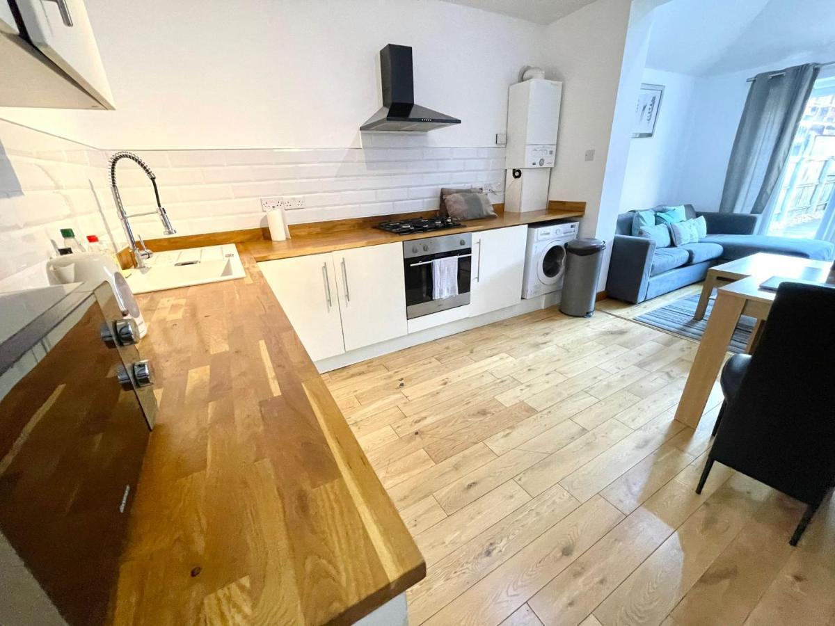 Koala & Tree - Renovated 2 Bed Apartment Ideal Location - Short Lets & Serviced Accommodation Cambridge 외부 사진