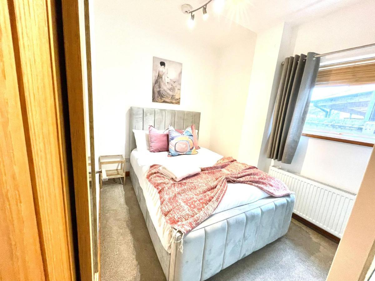 Koala & Tree - Renovated 2 Bed Apartment Ideal Location - Short Lets & Serviced Accommodation Cambridge 외부 사진